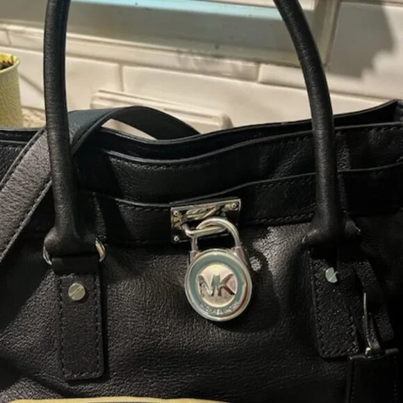 Purse Bundle - Picture 2 of 6